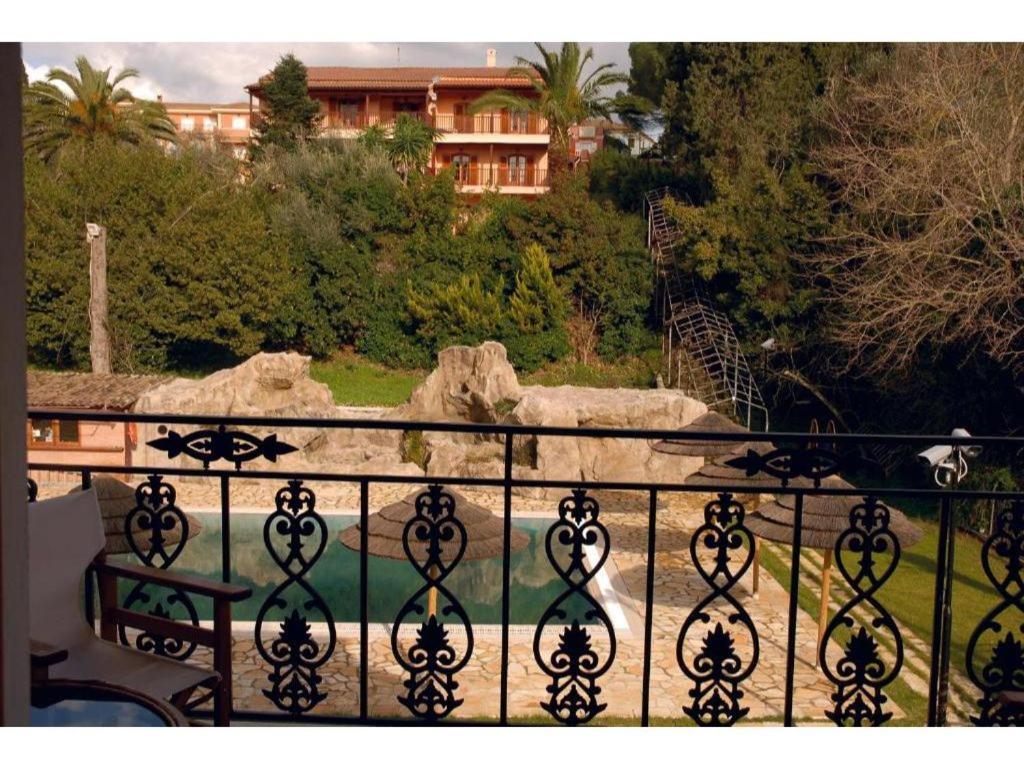 Corfu Club Maisonette 3 Gouvia Exterior photo